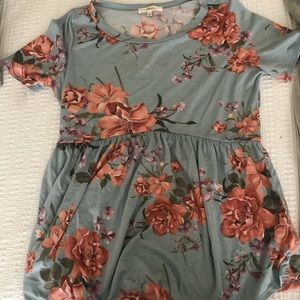 Floral Baby Doll Top! 🌸🌼🌺